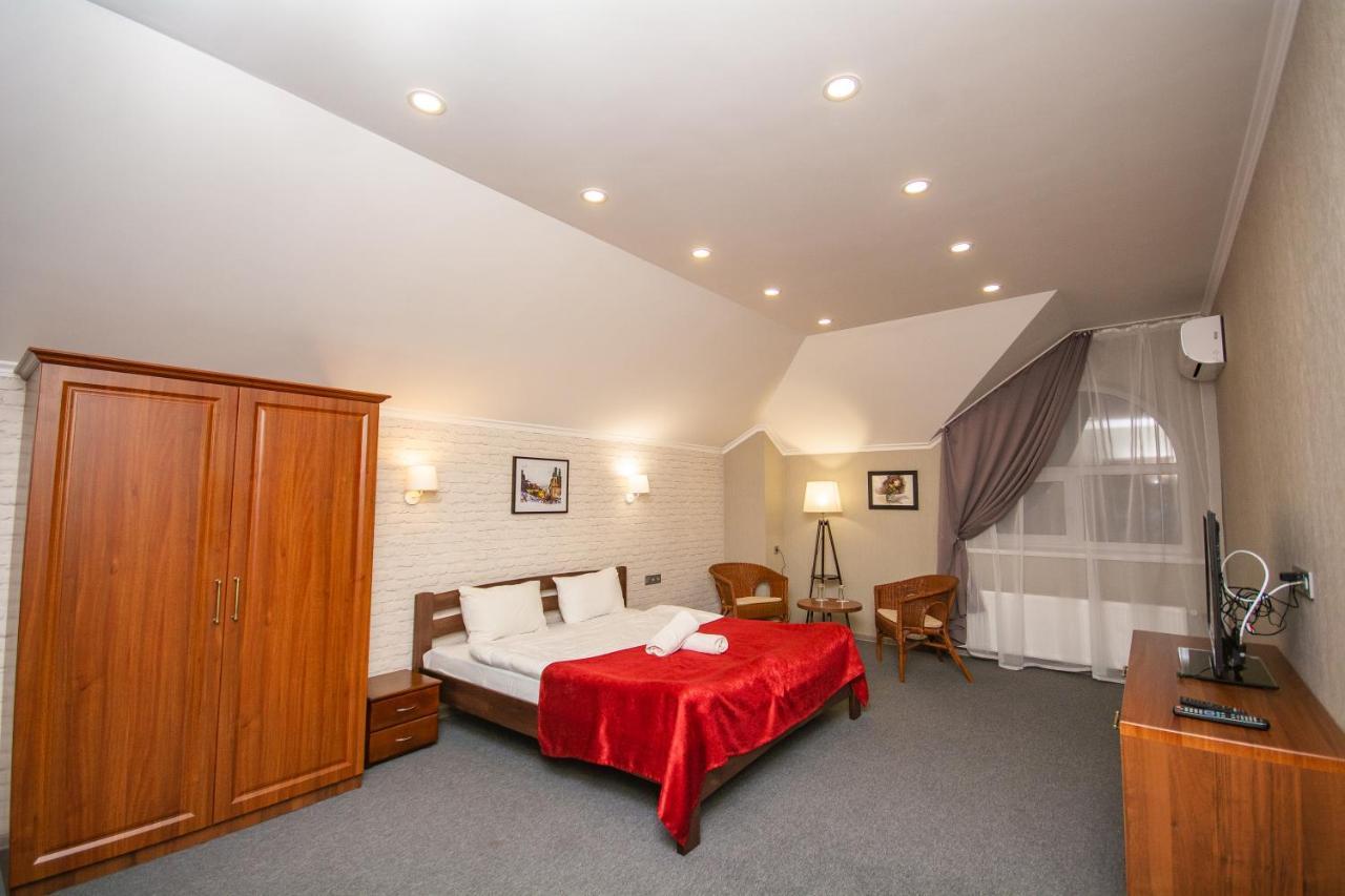 Hotel Три Сімки Vyšhorod Exteriér fotografie