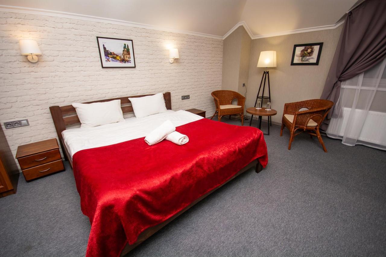 Hotel Три Сімки Vyšhorod Exteriér fotografie