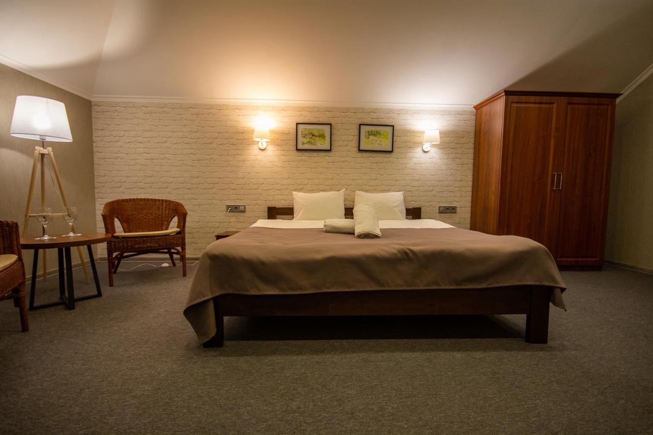 Hotel Три Сімки Vyšhorod Exteriér fotografie