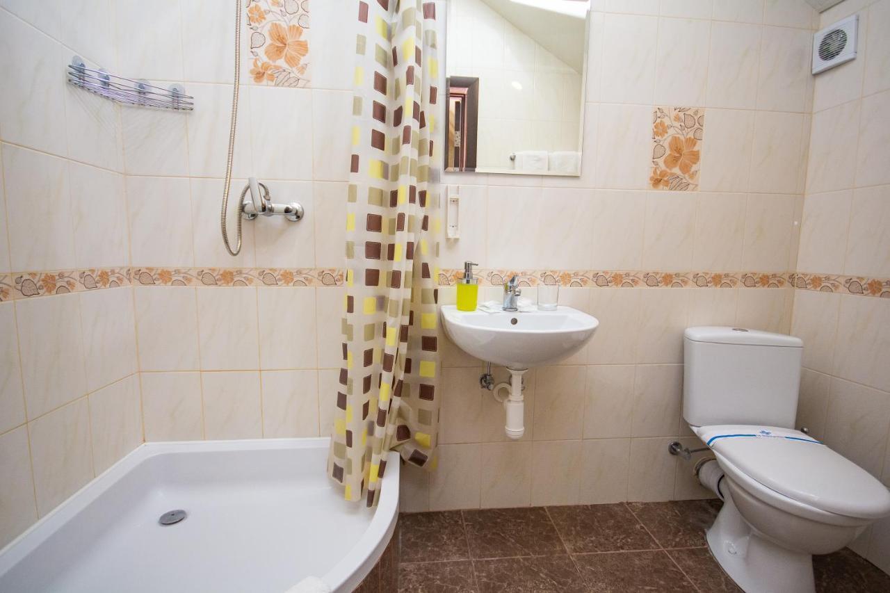 Hotel Три Сімки Vyšhorod Exteriér fotografie