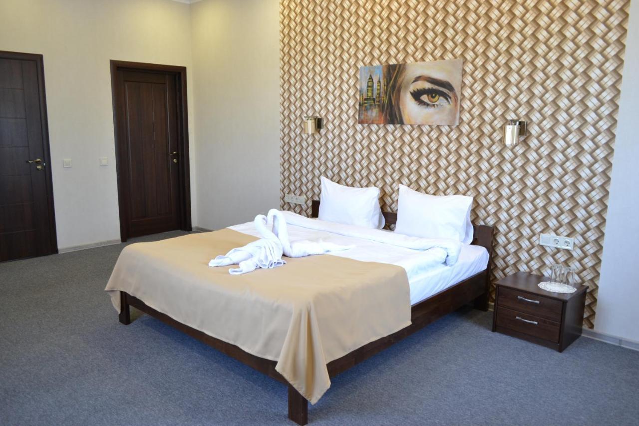 Hotel Три Сімки Vyšhorod Exteriér fotografie