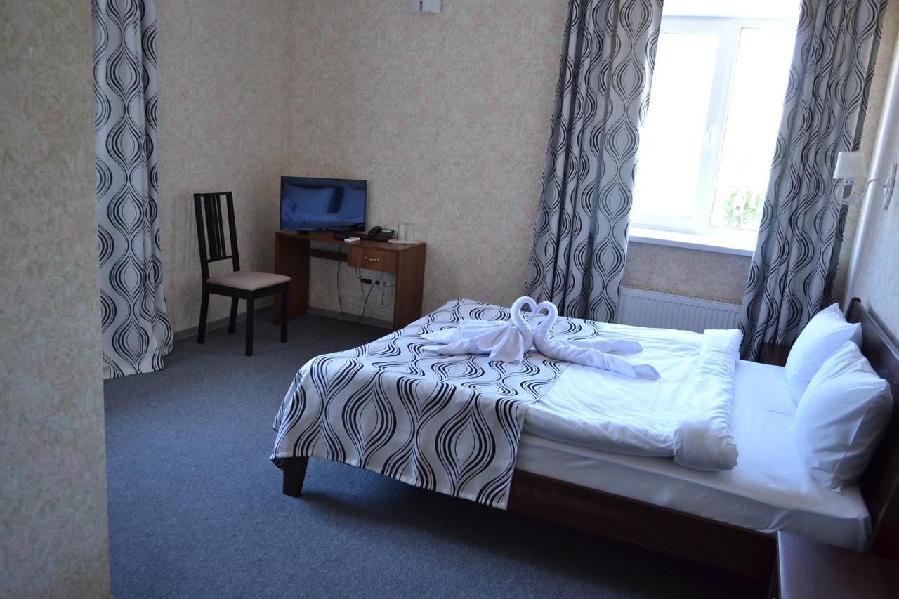 Hotel Три Сімки Vyšhorod Exteriér fotografie