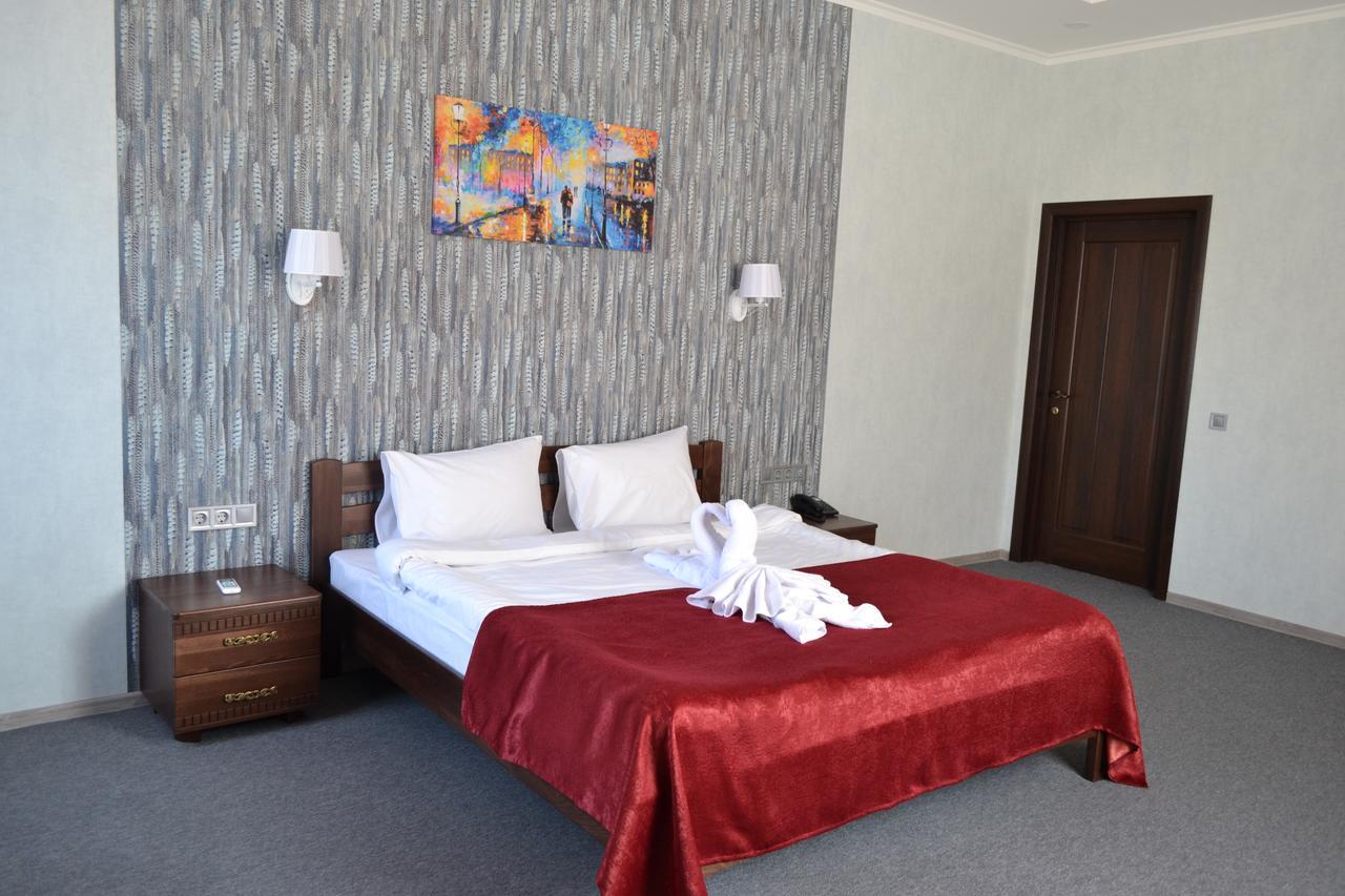 Hotel Три Сімки Vyšhorod Exteriér fotografie