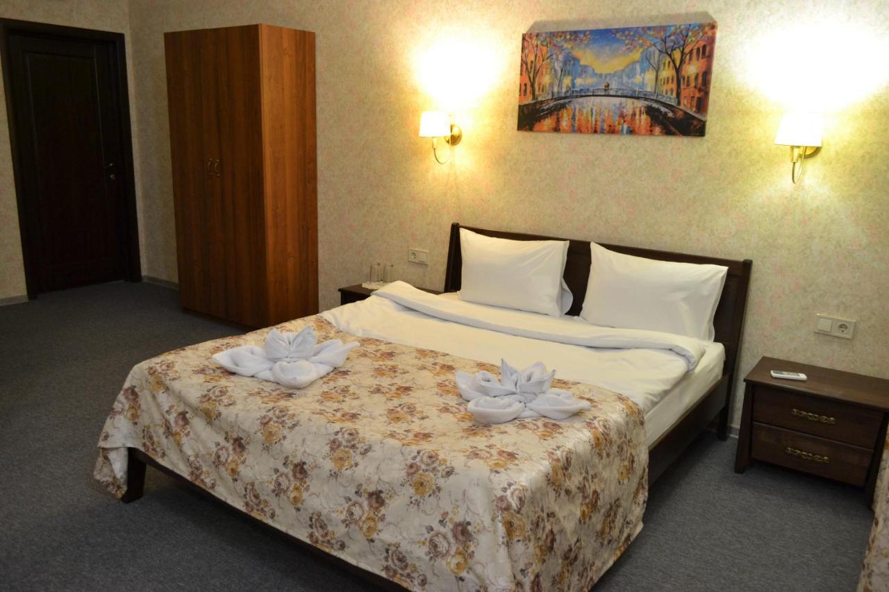 Hotel Три Сімки Vyšhorod Exteriér fotografie